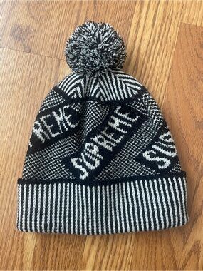 Supreme Black White Logo Knit Beanie Pom Pom Hat